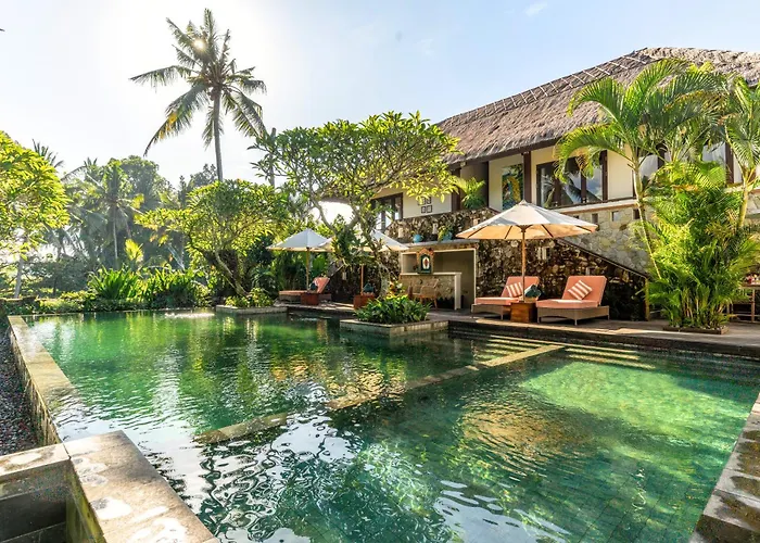 Radha Phala & Spa